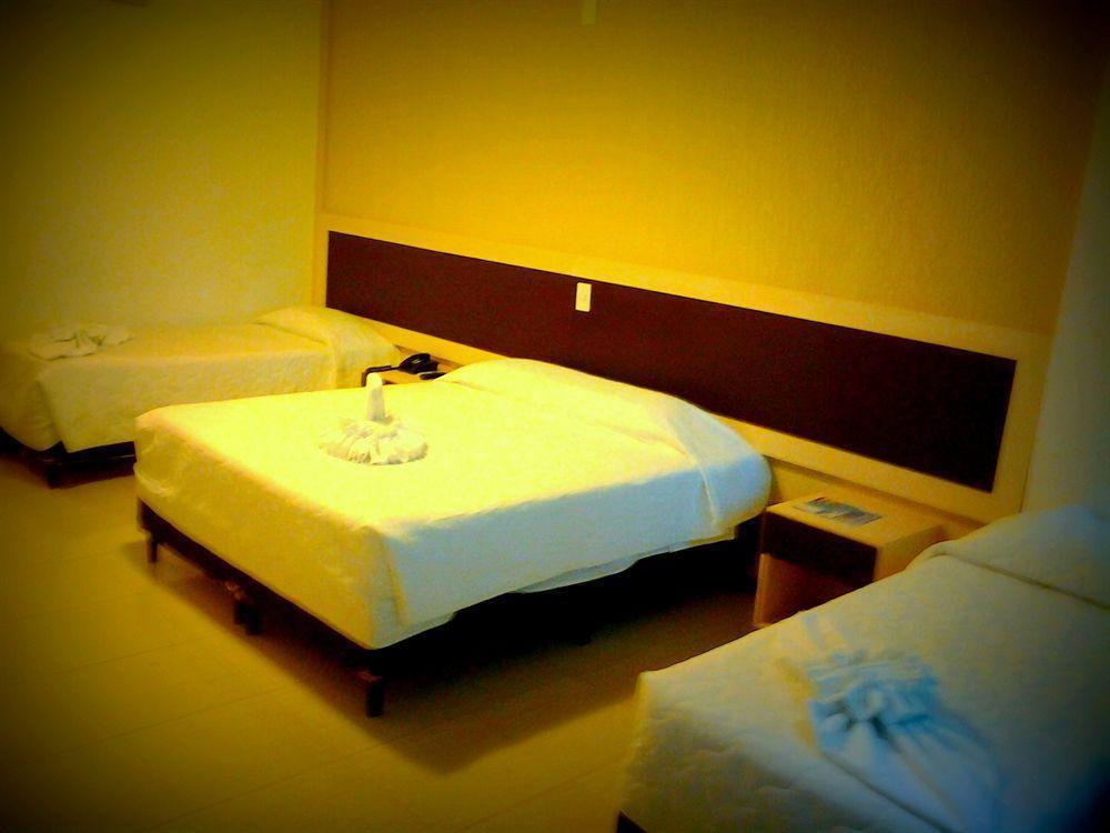 Hotel Cascata Das Pedras ฟอสดูอีกวาซู ภายนอก รูปภาพ